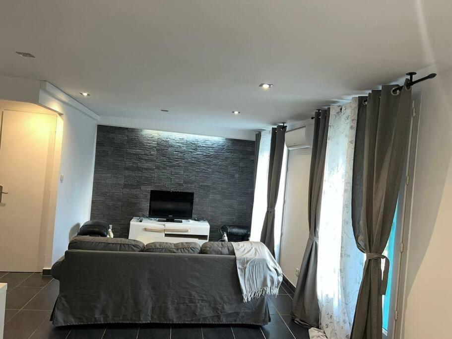 Grand Appartement Climatise Et Fonctionnel Μασσαλία Εξωτερικό φωτογραφία